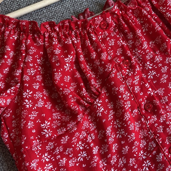 Boohoo bardot mini dress in red ditsy floral - Picture 4 of 5